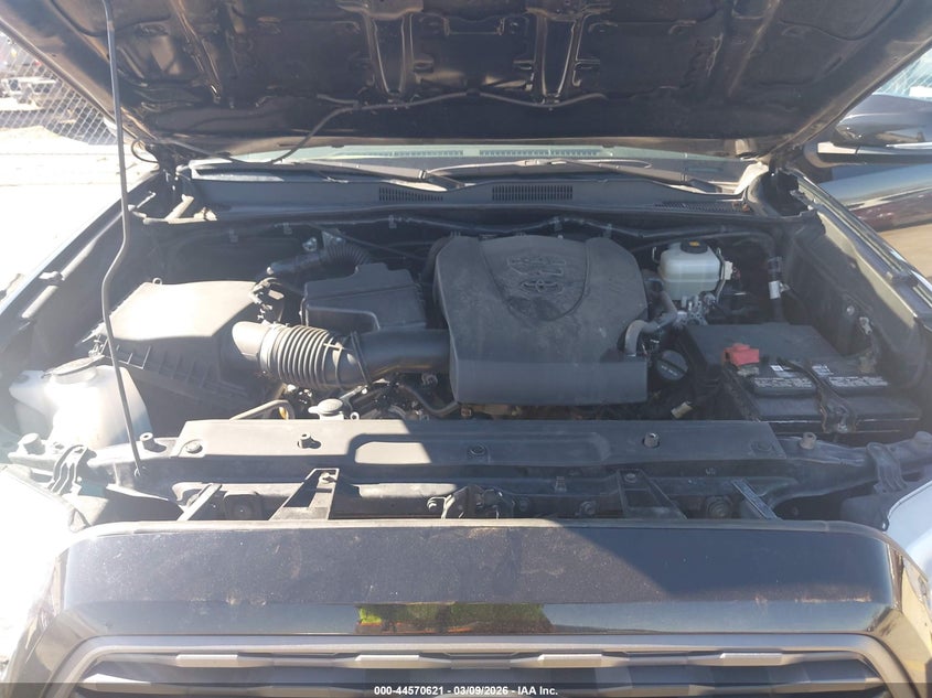 2020 Toyota Tacoma Trd Off-Road VIN: 3TMCZ5AN6LM337073 Lot: 44570621