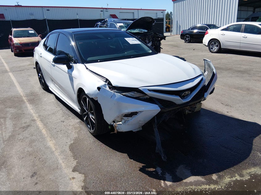 2019 Toyota Camry Xse