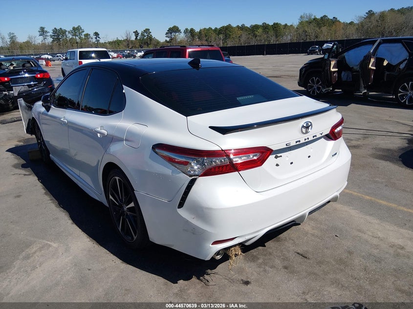 2019 Toyota Camry Xse