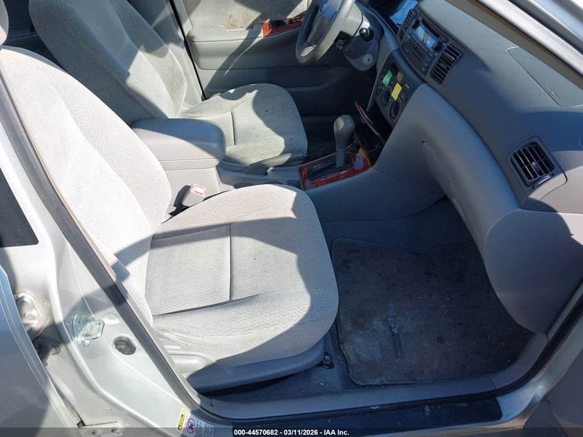 2004 Toyota Corolla Le