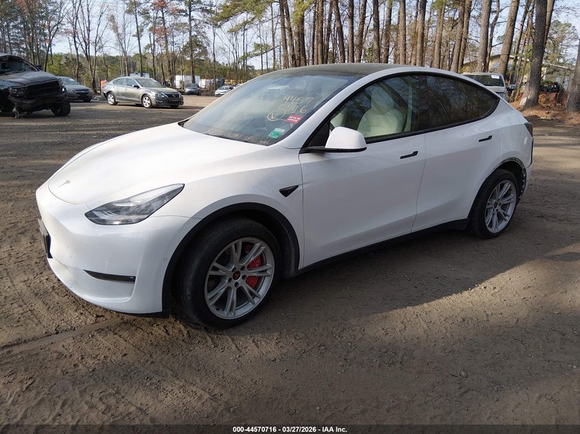 Vin: 5yjygdee8mf304887, lot: 45067596, tesla model y long range dual motor all-wheel drive 20212