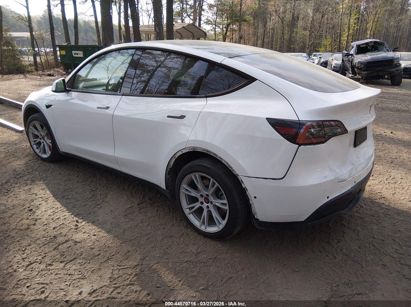 Vin: 5yjygdee8mf304887, lot: 45067596, tesla model y long range dual motor all-wheel drive 20213