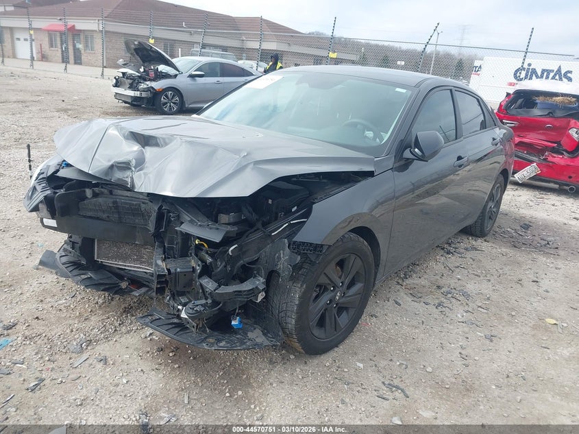 2022 Hyundai Elantra Sel