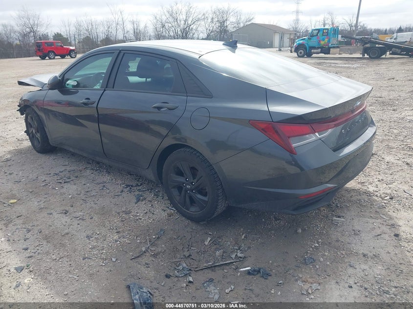 2022 Hyundai Elantra Sel