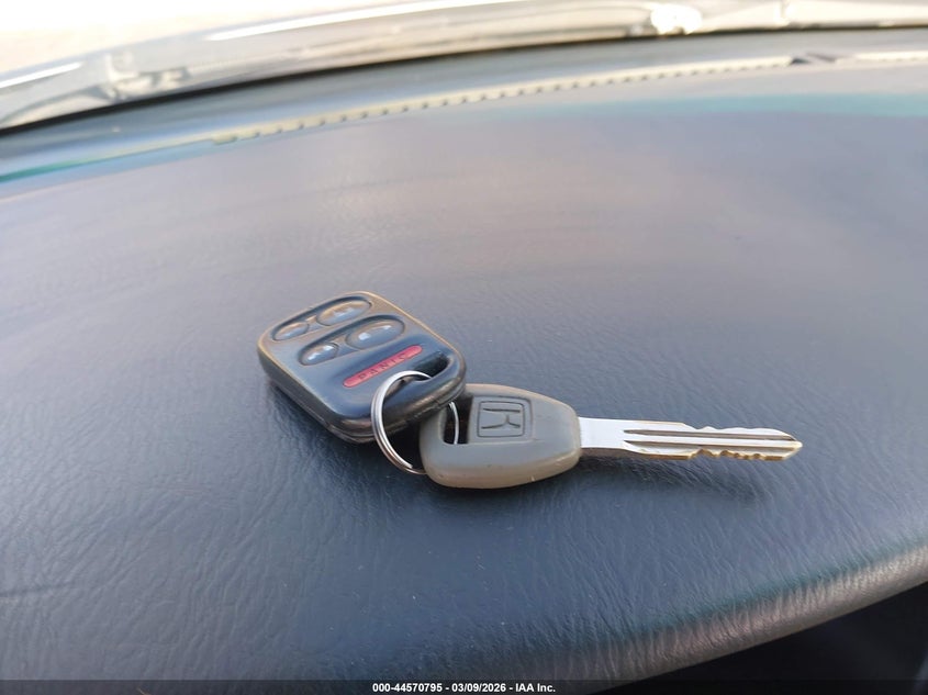 2002 Honda Odyssey Ex-L VIN: 2HKRL18922H551365 Lot: 44570795