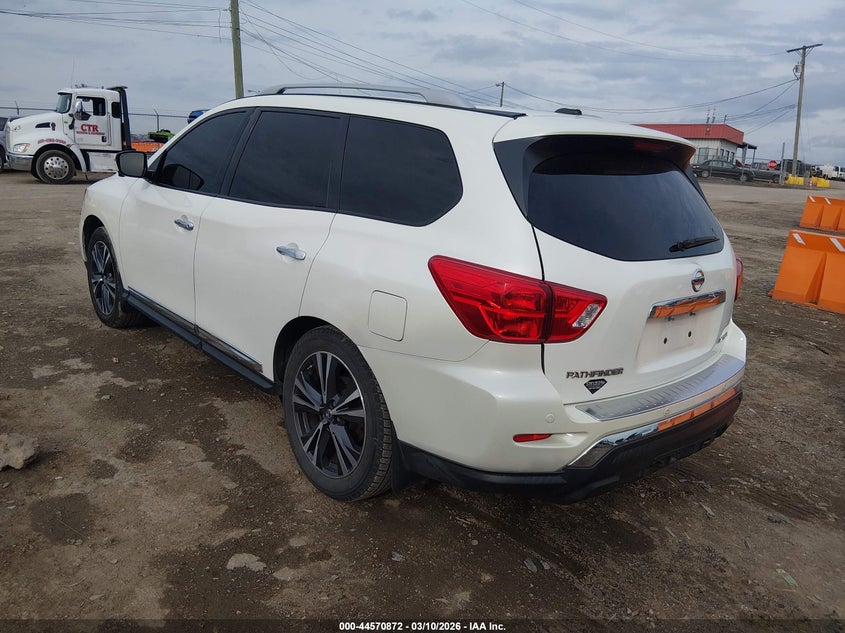 2017 Nissan Pathfinder Platinum