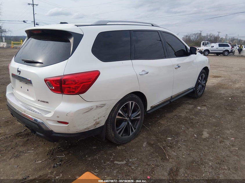 2017 Nissan Pathfinder Platinum