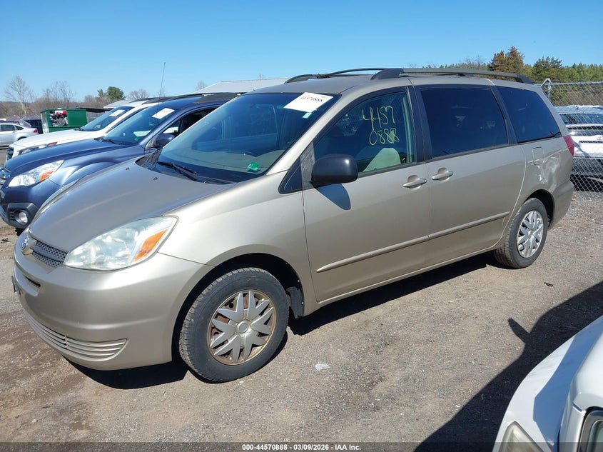 2004 Toyota Sienna Le