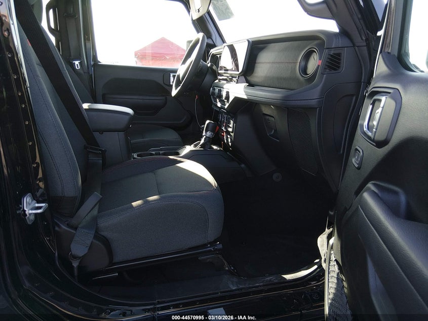 2025 Jeep Wrangler 4-Door Rubicon 4X4