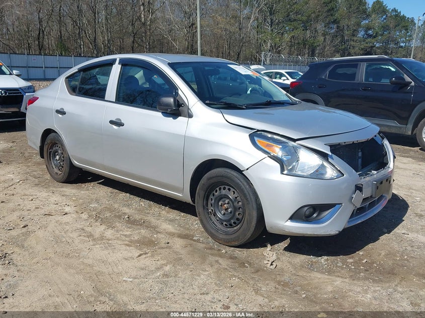 2015 Nissan Versa 1.6 S