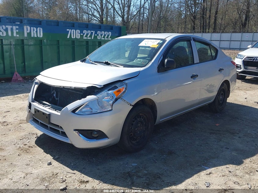 2015 Nissan Versa 1.6 S