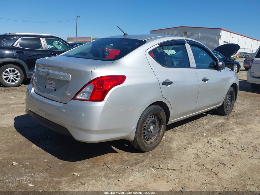2015 Nissan Versa 1.6 S