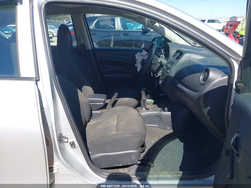 2015 Nissan Versa 1.6 S