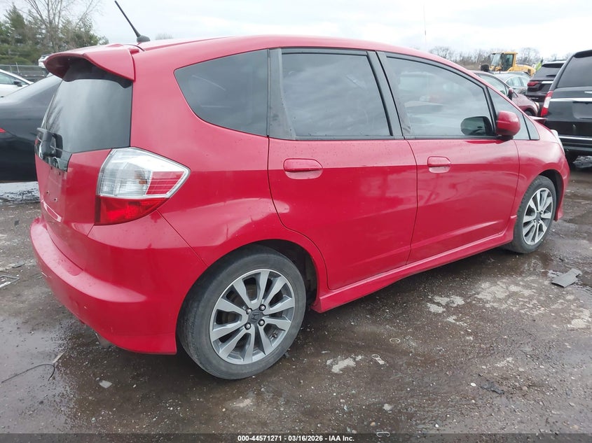 2013 Honda Fit Sport