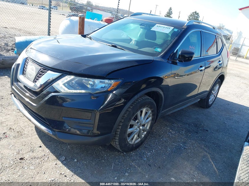 2017 Nissan Rogue Sv