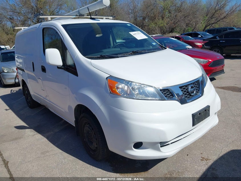 2017 NISSAN NV200 SV