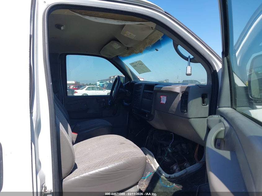 2006 GMC SAVANA WORK VAN · Photo 5
