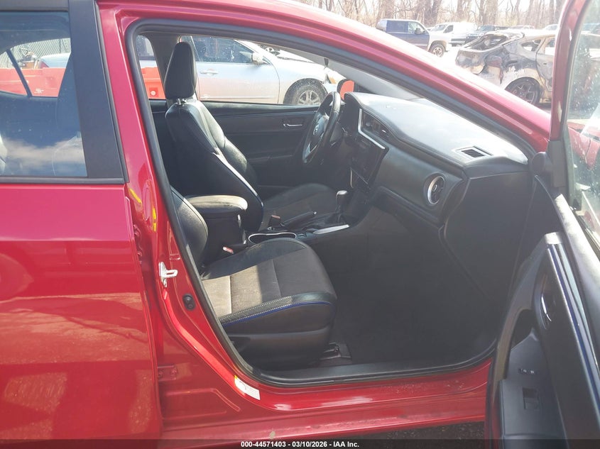 VIN 2T1BURHE9KC134371 2019 TOYOTA COROLLA SE