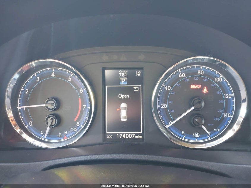VIN 2T1BURHE9KC134371 2019 TOYOTA COROLLA SE
