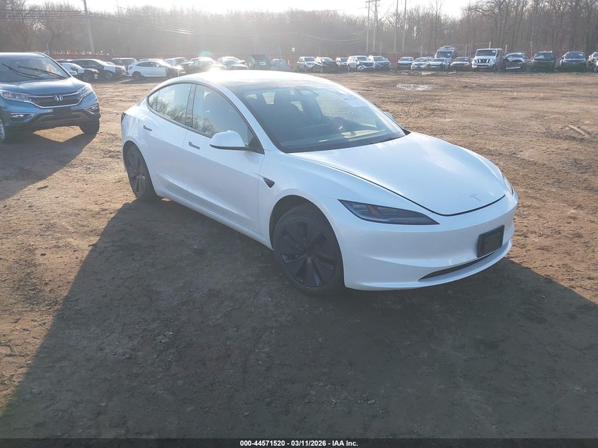 2025 Tesla Model 3 Long Range Rear-Wheel Drive/Standard Rear-Wheel Drive
