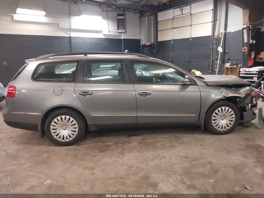 2007 Volkswagen Passat 2.0T VIN: WVWLK73C07E008120 Lot: 44571530