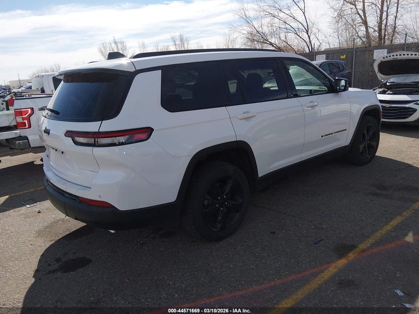2023 Jeep Grand Cherokee L Altitude 4X4