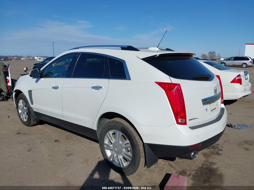 Vin: 3gyfnee38fs555883, lot: 45068617, cadillac srx luxury collection 20153