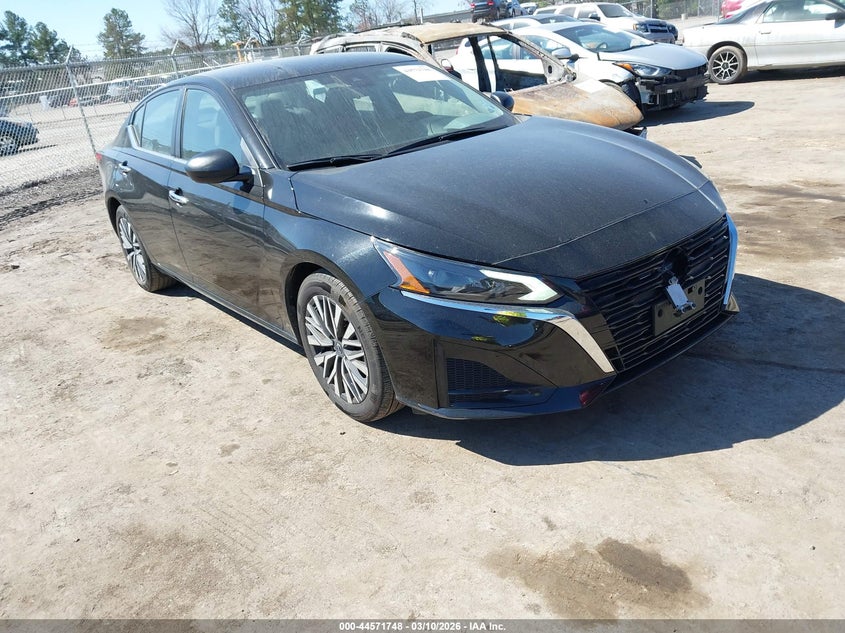 2024 Nissan Altima Sv Fwd