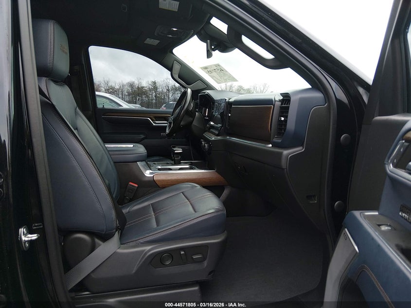 2022 Chevrolet Silverado 1500 4Wd Standard Bed High Country