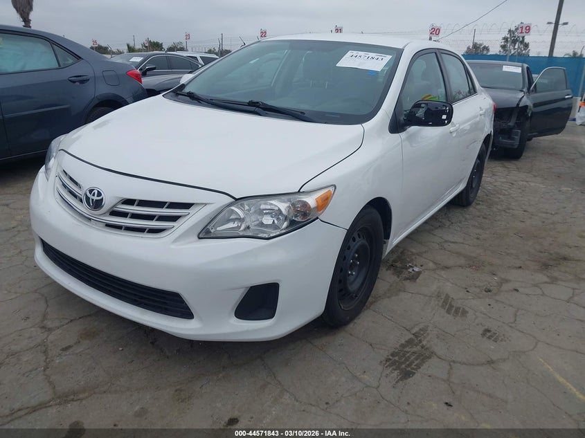 2013 Toyota Corolla Le
