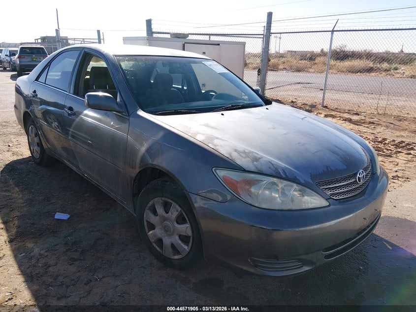 2002 TOYOTA CAMRY LE