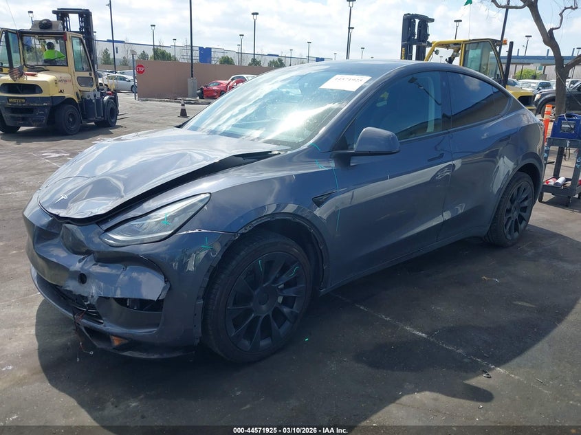 2023 Tesla Model Y Awd/Long Range Dual Motor All-Wheel Drive
