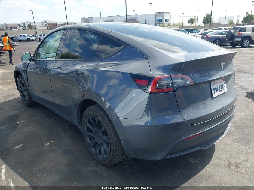 2023 Tesla Model Y Awd/Long Range Dual Motor All-Wheel Drive