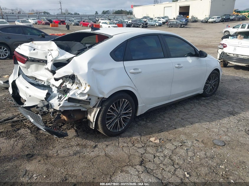 Vin: 3kpf54ad1pe620765, lot: 45068813, kia forte gt-line 20234