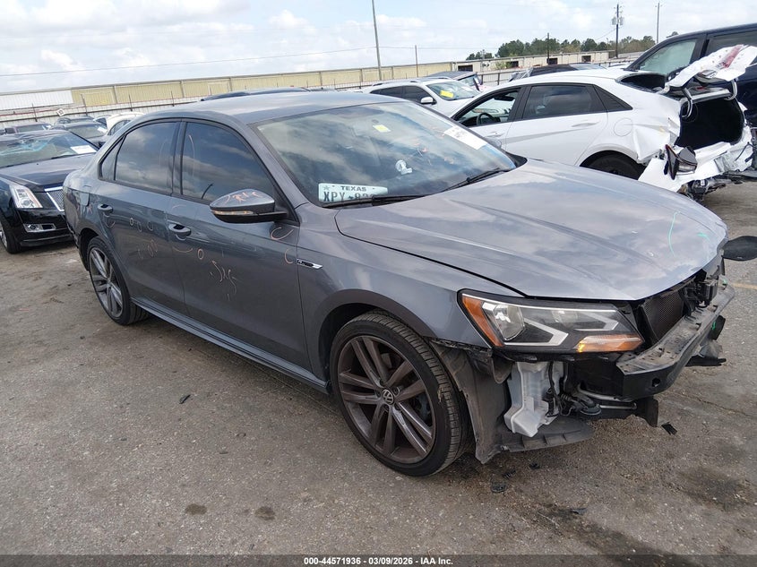 2018 VOLKSWAGEN PASSAT 2.0T R-LINE/2.0T S