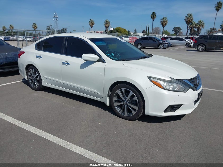 2016 Nissan Altima 2.5 Sr