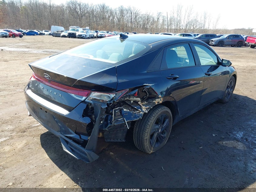 2022 Hyundai Elantra Sel