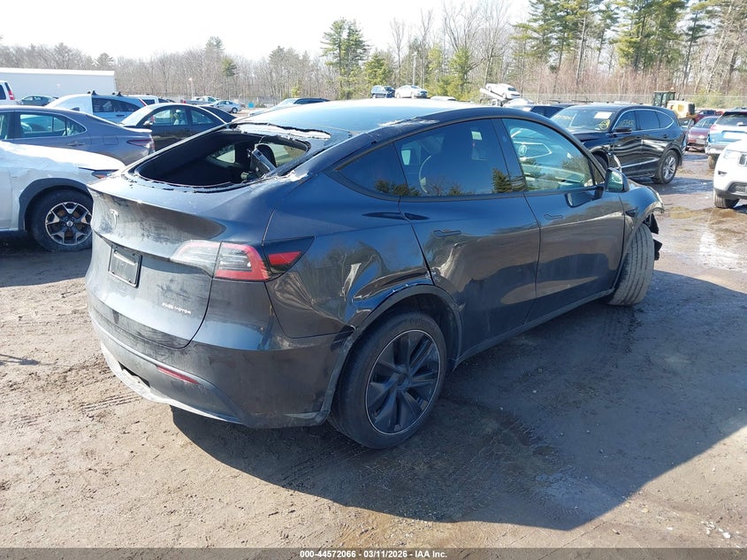 2024 Tesla Model Y Long Range Dual Motor All-Wheel Drive