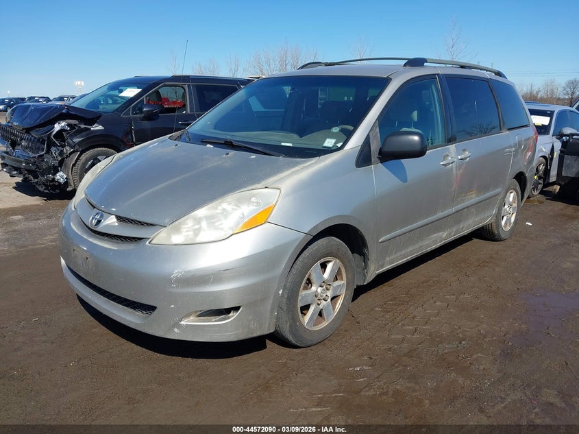 2006 Toyota Sienna Le