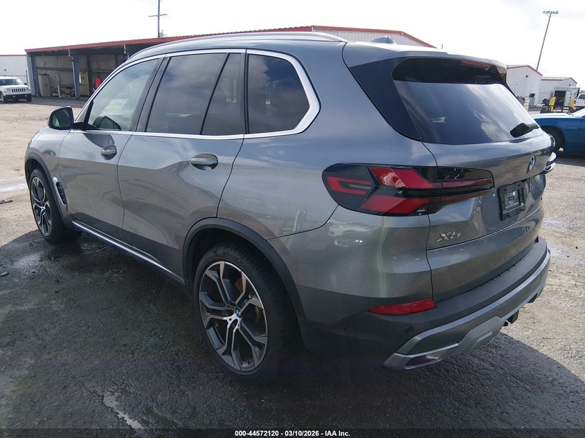 2024 BMW X5 xDrive40I