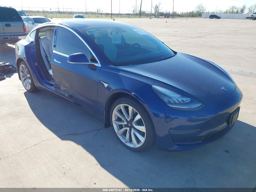 2019 Tesla Model 3 Long Range/Performance