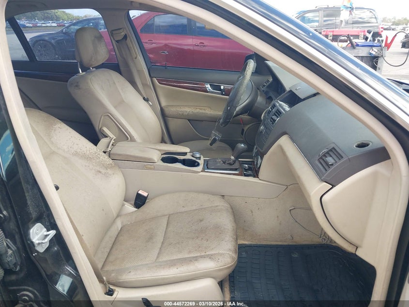 2010 Mercedes-Benz C 300 Luxury/Sport