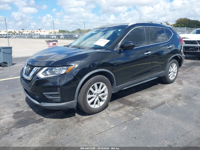 VIN KNMAT2MT9JP566517 2018 NISSAN ROGUE SV