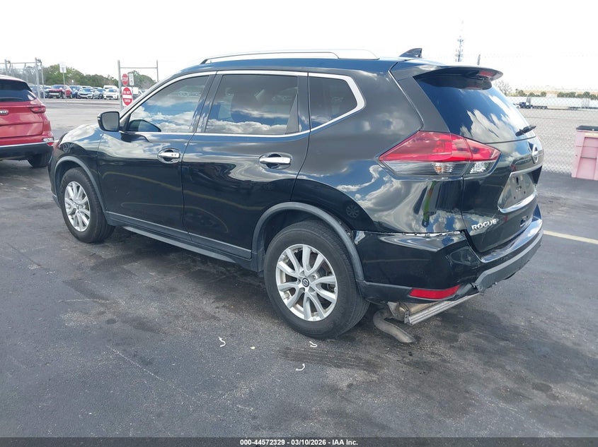 VIN KNMAT2MT9JP566517 2018 NISSAN ROGUE SV