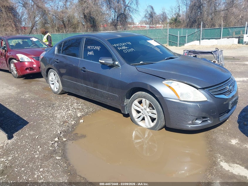 2011 Nissan Altima 3.5 Sr