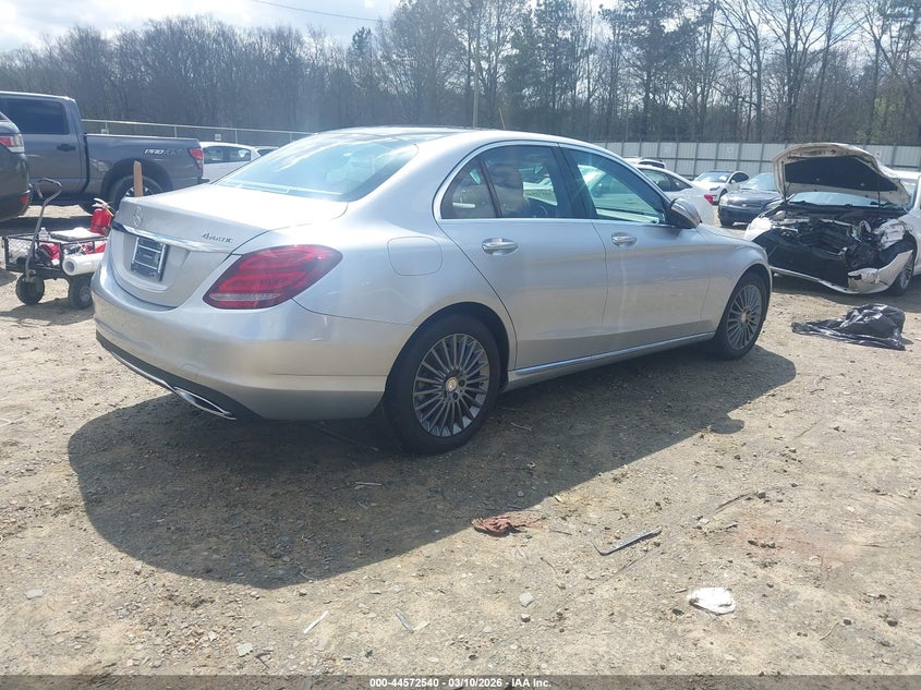 2015 Mercedes-Benz C 300 Luxury 4Matic