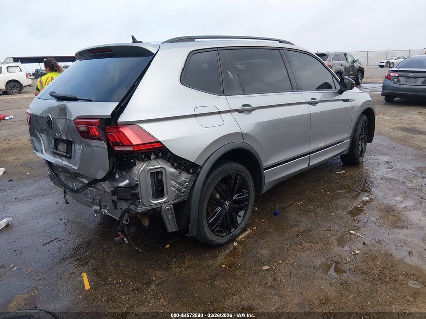 2022 Volkswagen Tiguan 2.0T Se R-Line Black