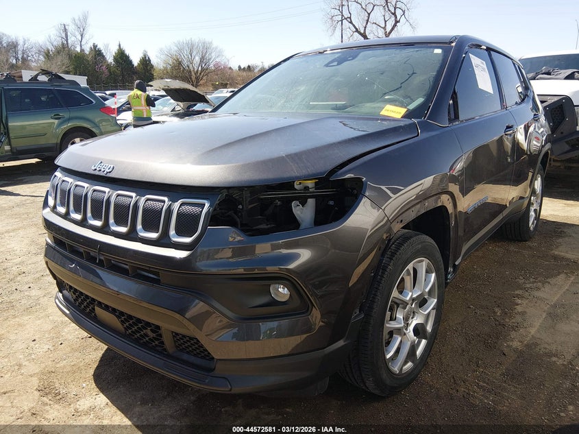 2022 Jeep Compass Latitude Lux 4X4