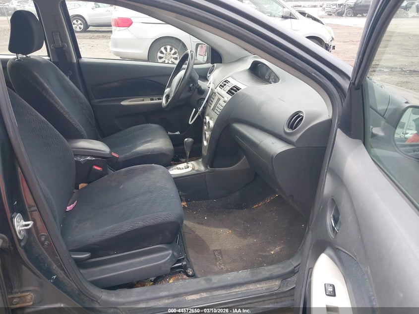 2008 Toyota Yaris
