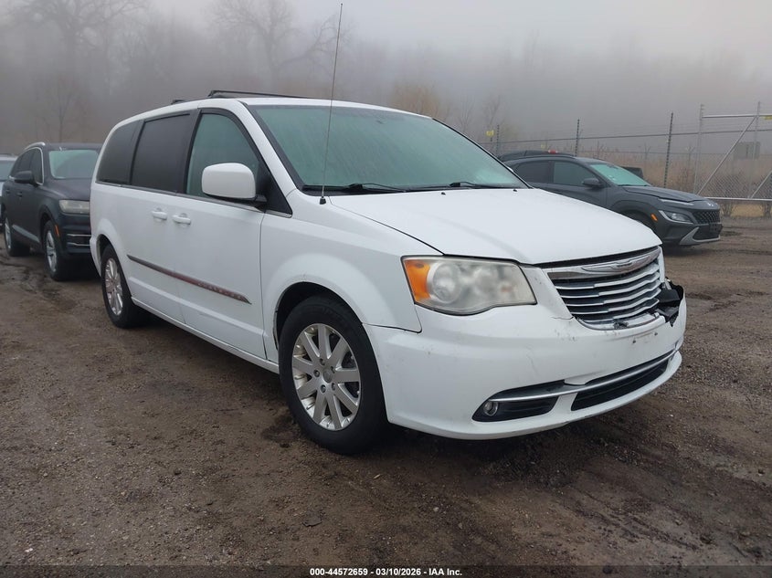 2014 Chrysler Town & Country Touring
